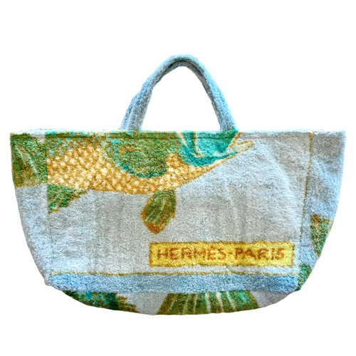 Happy Fish Beach Shack Tote in Blue