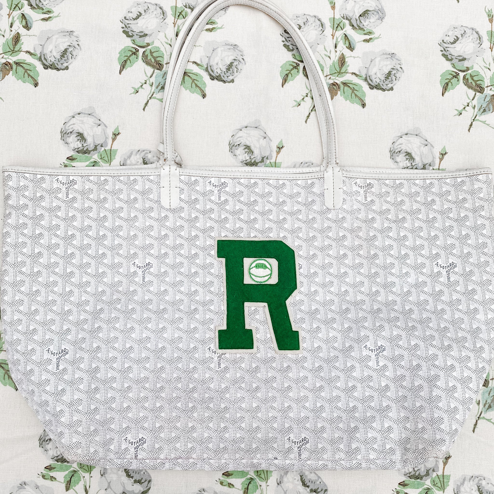 small vintage "R" patch